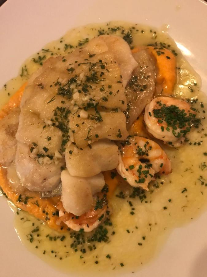 Ashes Seafood Restaurant Accommodation Ντίνγκλε Εξωτερικό φωτογραφία